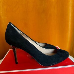 Coach Nala Kid Suede Black & Tortoiseshell  Stiletto Heels NWT size 6.5